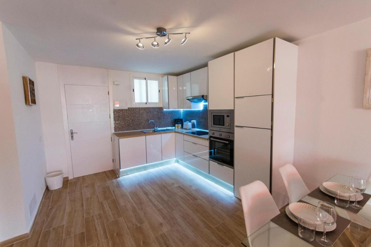 Parque Santiago 2 Isabella 236 Apartment Арона Екстериор снимка